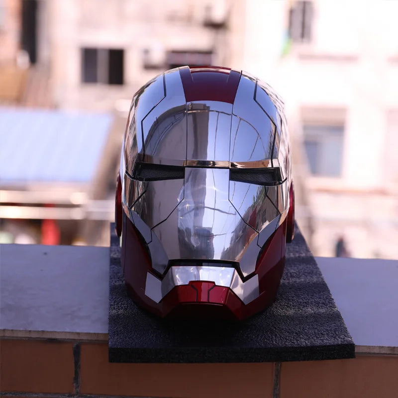 Casque Iron Man Mk V en métal Marvel !