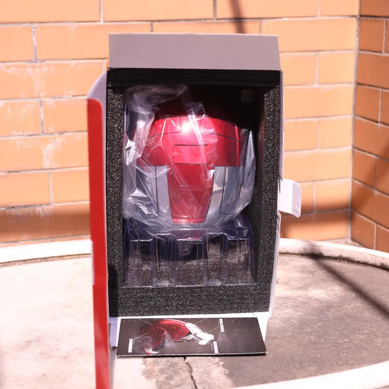 Casque Iron Man Mk V en métal Marvel !