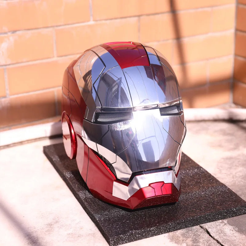 Casque Iron Man Mk V en métal Marvel !